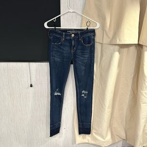 Gently used American Eagle super stretch jeggings size 4